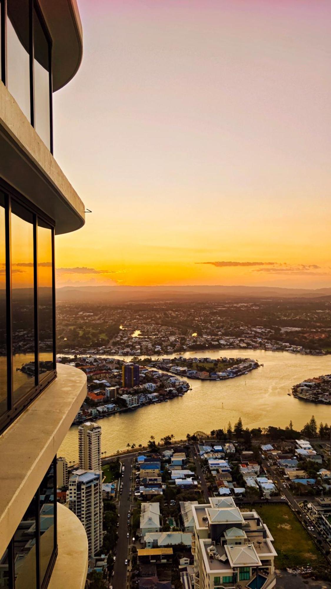 Surfers Paradise New Beachfront Apartments Gold Coast Exterior foto