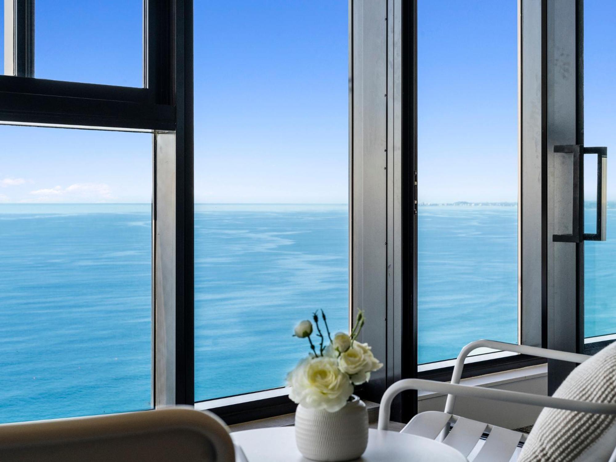 Surfers Paradise New Beachfront Apartments Gold Coast Zimmer foto