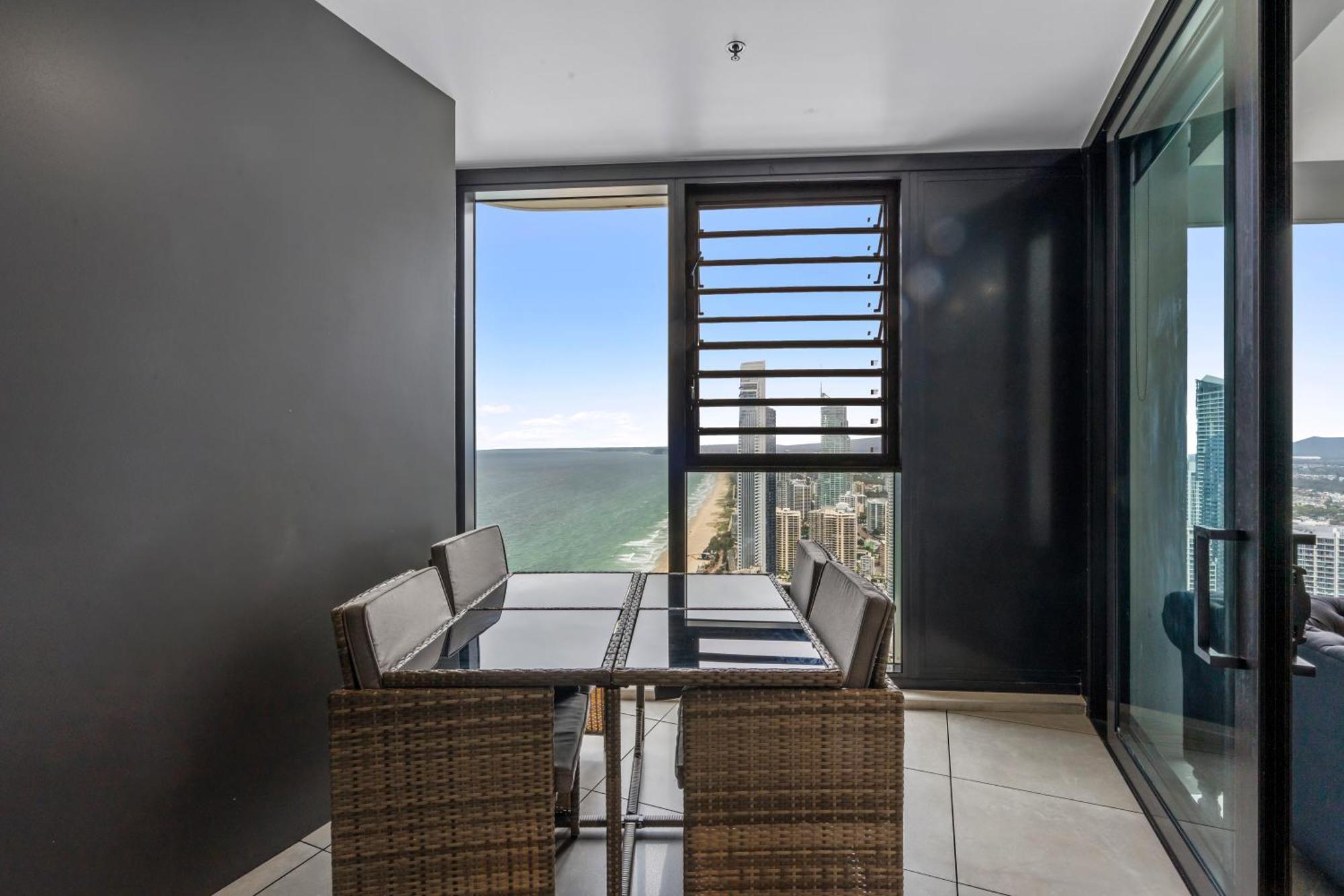 Surfers Paradise New Beachfront Apartments Gold Coast Exterior foto